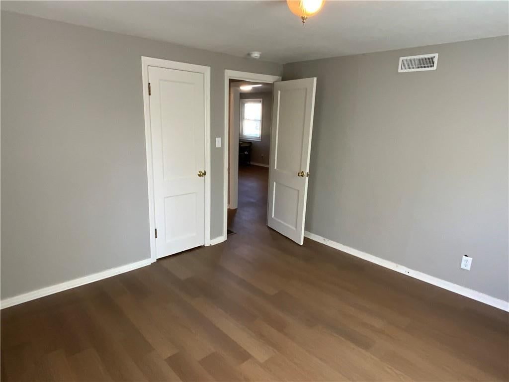 1053 Locust Street — photo 13