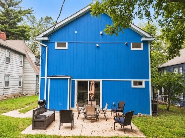 Photo 8 of 74 - 5417 Paseo Boulevard, Kansas City, MO 64110
