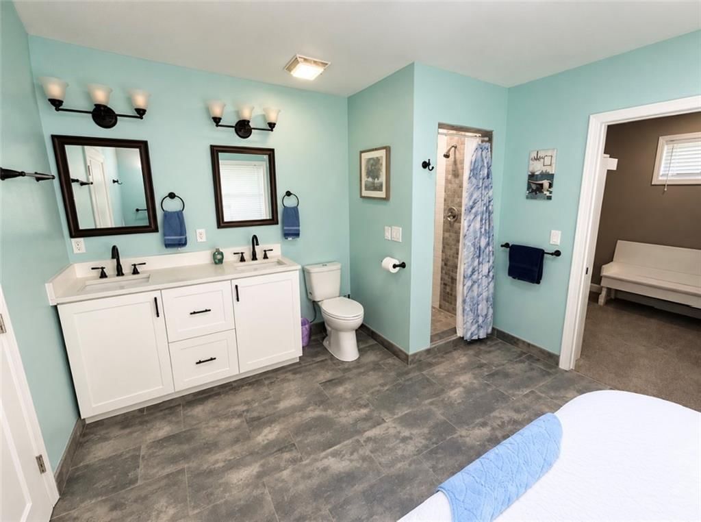 Photo 48 of 74 - 5417 Paseo Boulevard, Kansas City, MO 64110