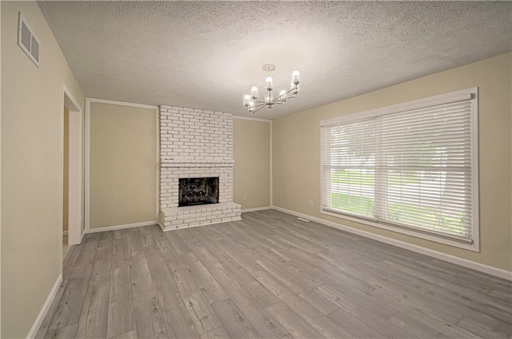 2029 E Wyandotte Street — photo 5