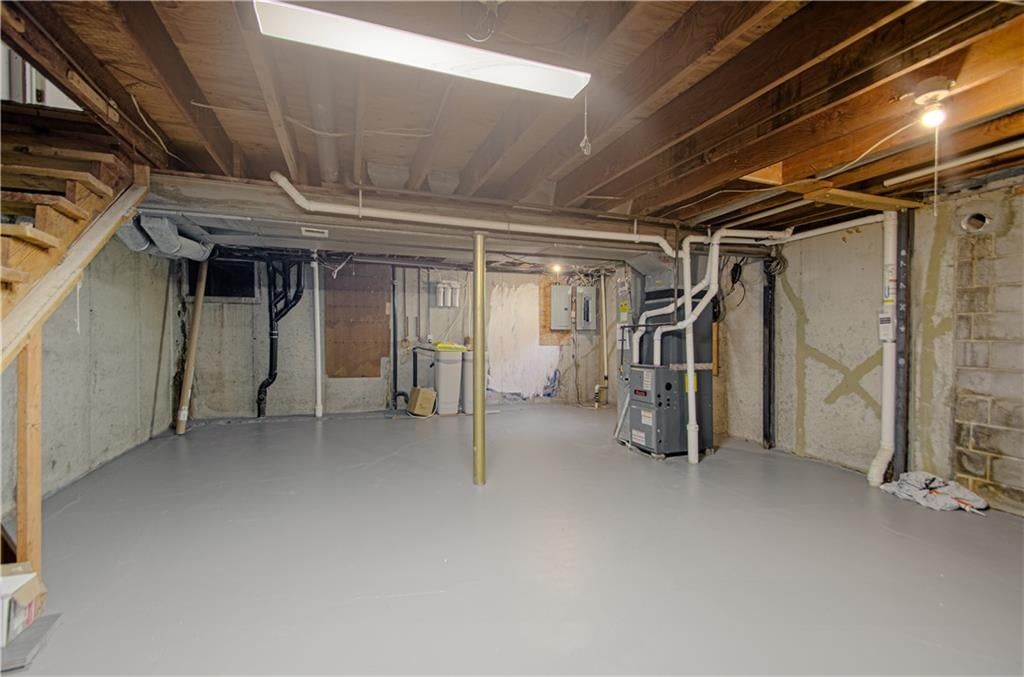 2029 E Wyandotte Street — photo 32