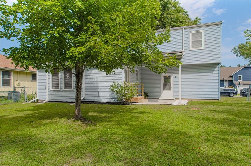 2029 E Wyandotte Street — photo 35