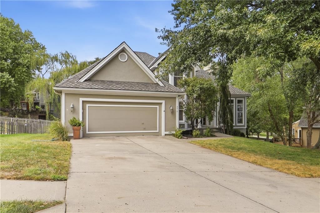 5512 Meadow Lake Street — photo 2