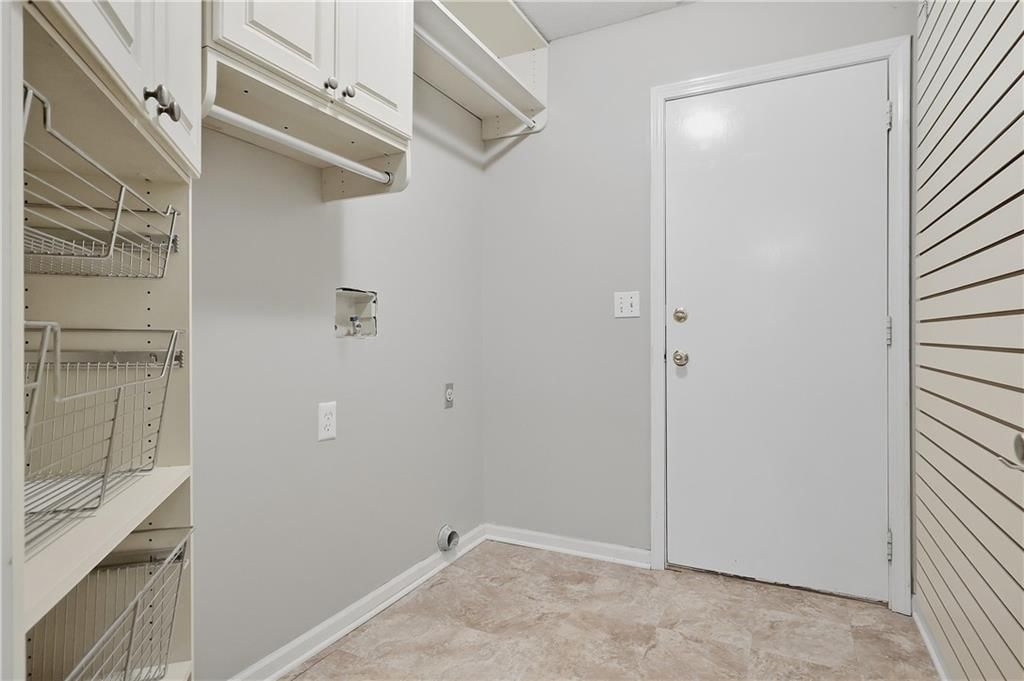 5512 Meadow Lake Street — photo 15