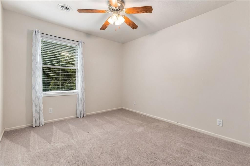 5512 Meadow Lake Street — photo 22