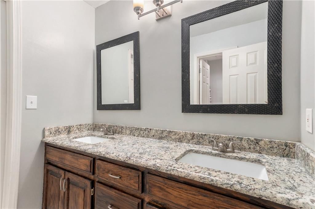 5512 Meadow Lake Street — photo 24