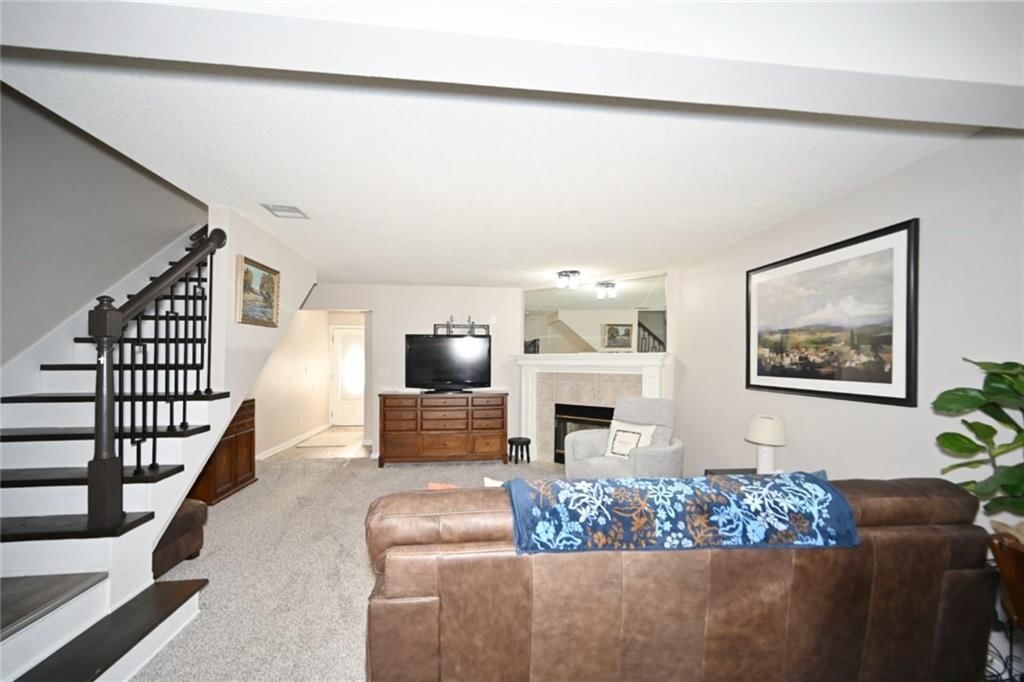 6125 NE Moonstone Court — photo 9