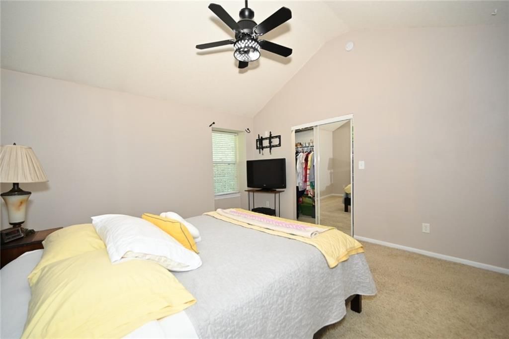 6125 NE Moonstone Court — photo 15
