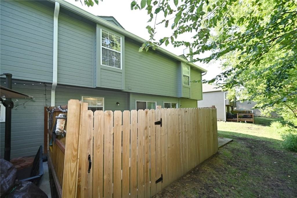 6125 NE Moonstone Court — photo 28