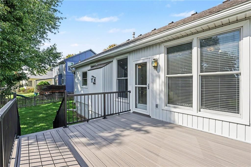 16773 W 157th Terrace — photo 3