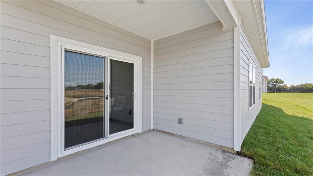 21534 Carrara Circle — photo 32