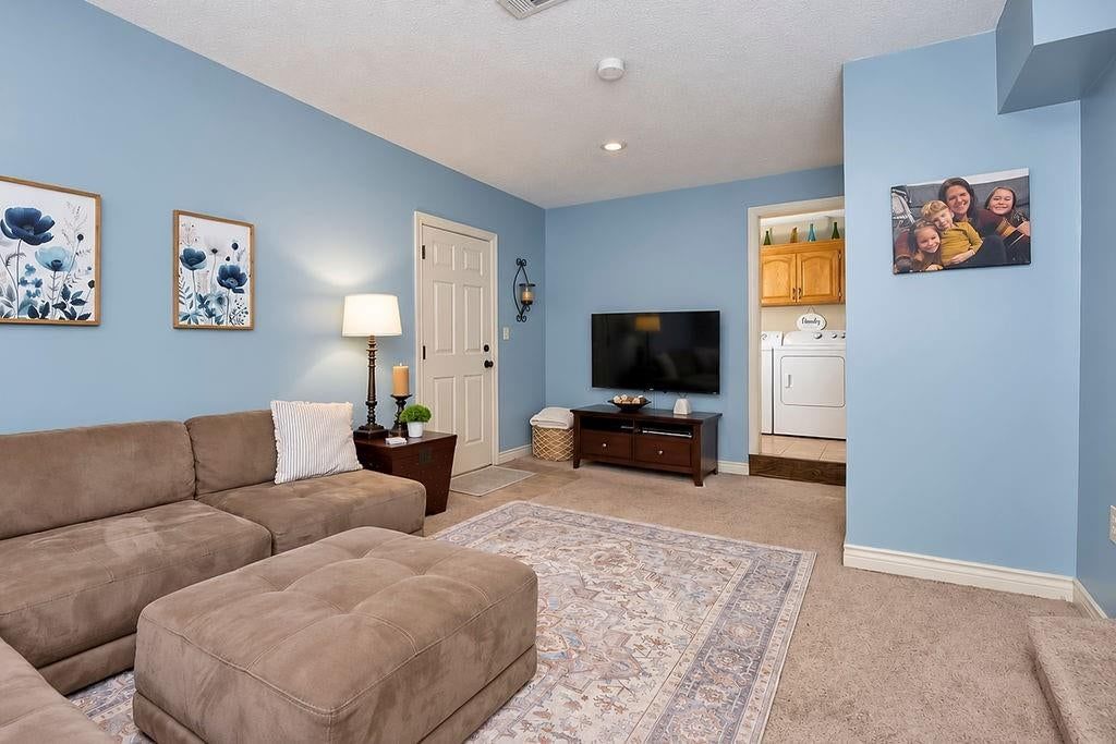 5141 Monrovia Street — photo 12
