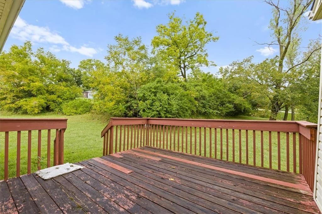 Photo 16 of 35 - 7200 E 69th Street, Kansas City, MO 64133
