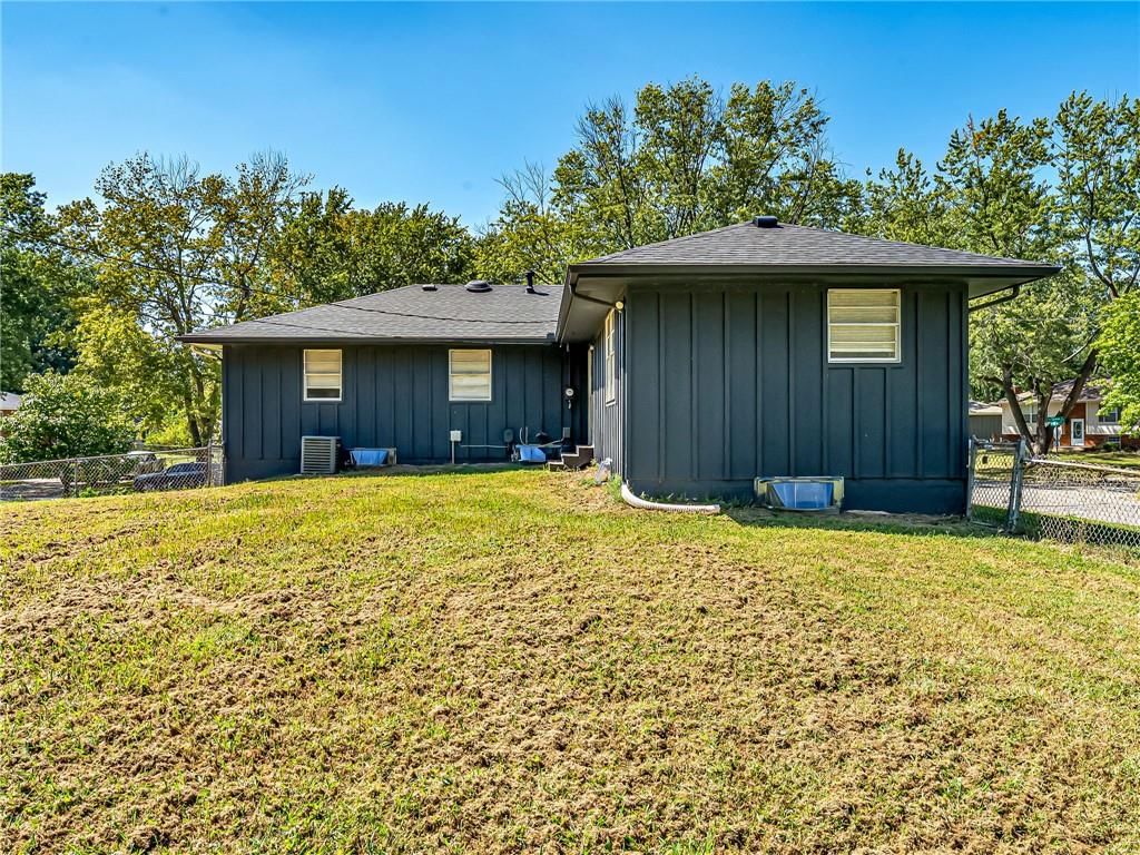 1400 SW Speas Drive — photo 34