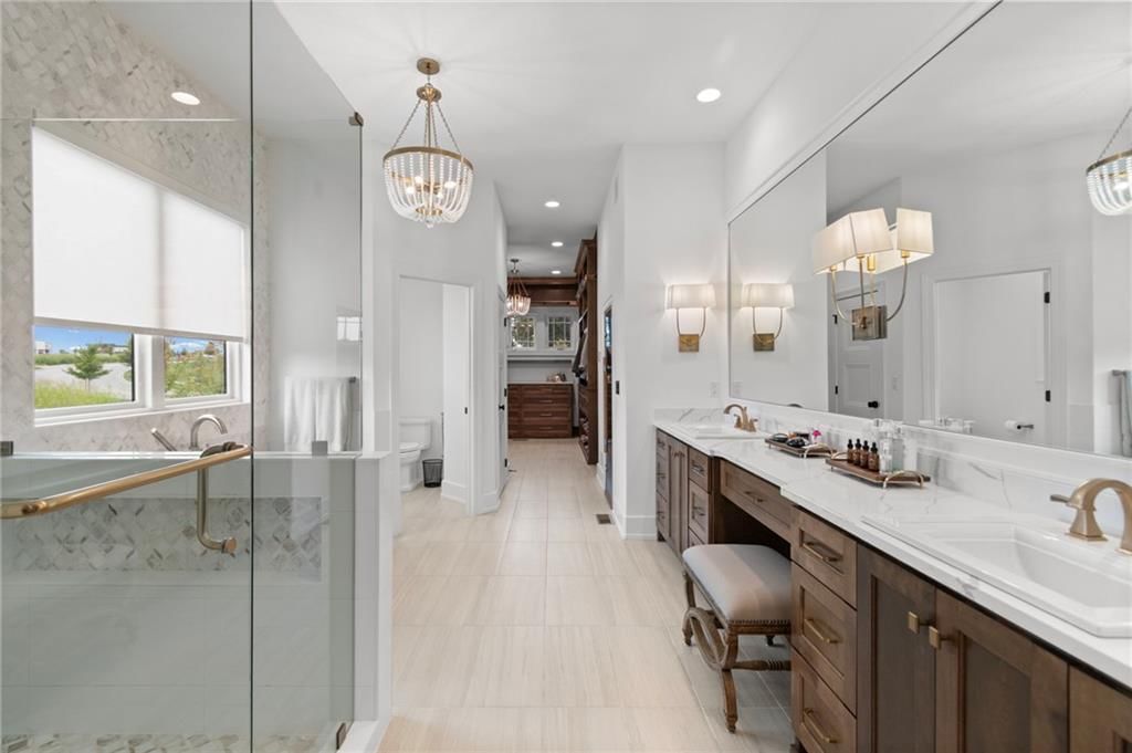 8681 NE Shoal Creek Valley Drive — photo 34
