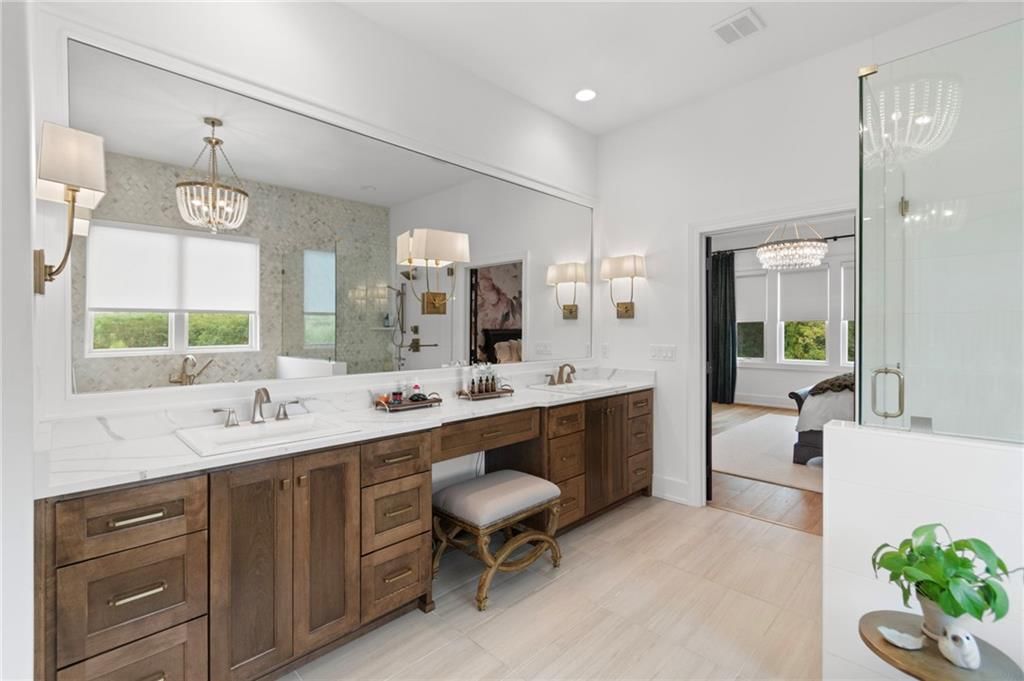 8681 NE Shoal Creek Valley Drive — photo 37