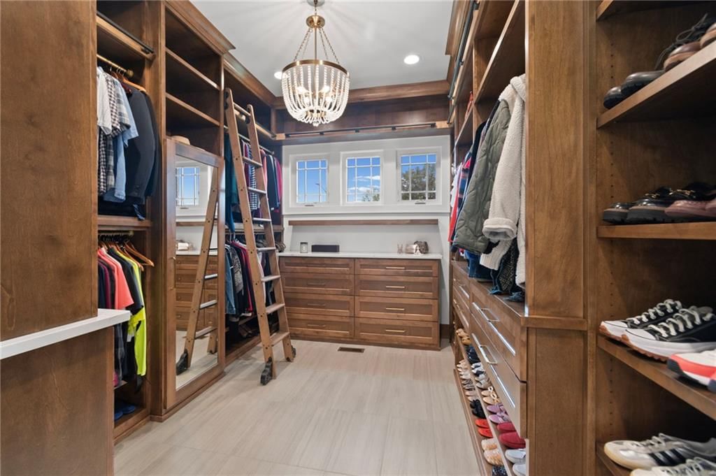 8681 NE Shoal Creek Valley Drive — photo 39