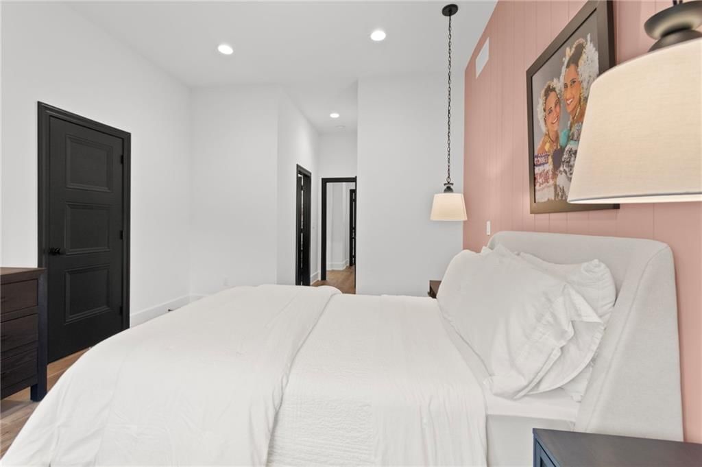 8681 NE Shoal Creek Valley Drive — photo 44