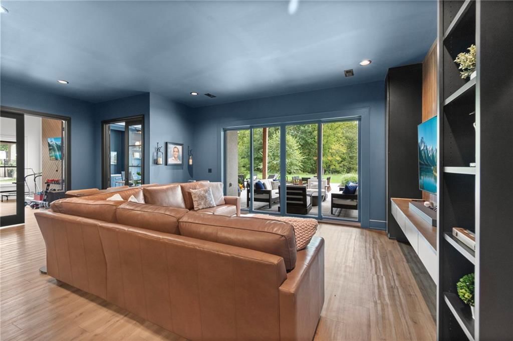 8681 NE Shoal Creek Valley Drive — photo 49