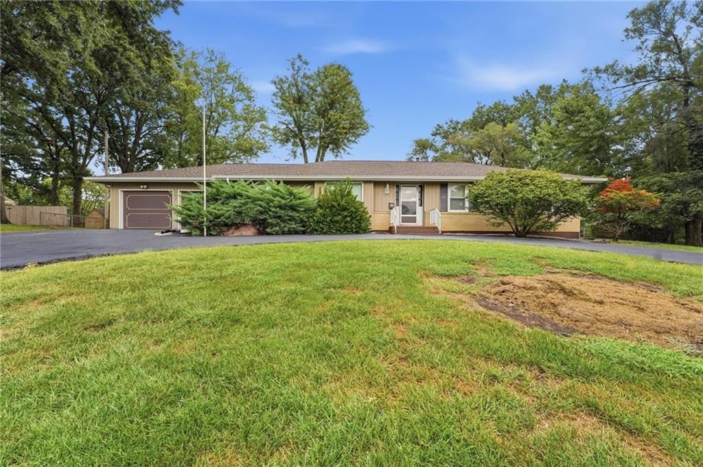 7417 NW Woody Creek Lane — photo 37