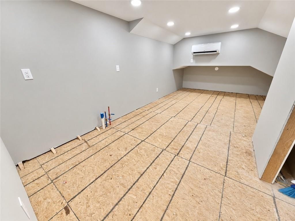 1904 Riata Road — photo 32