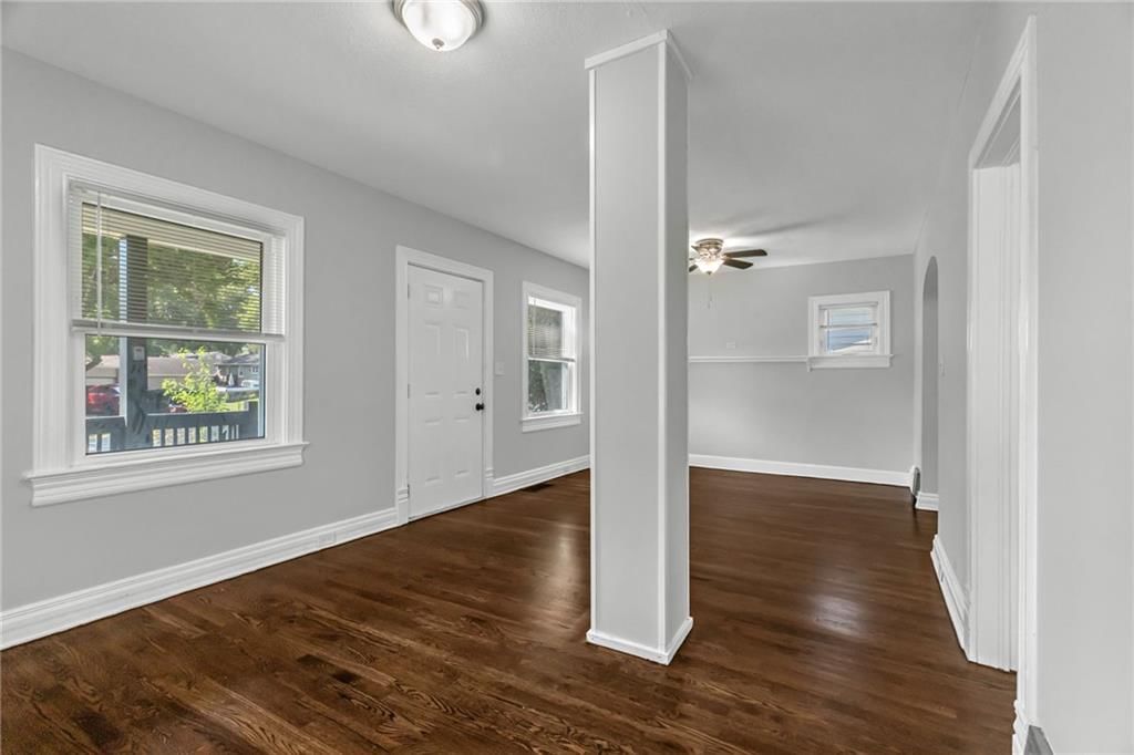 406 NE Forest Avenue — photo 6