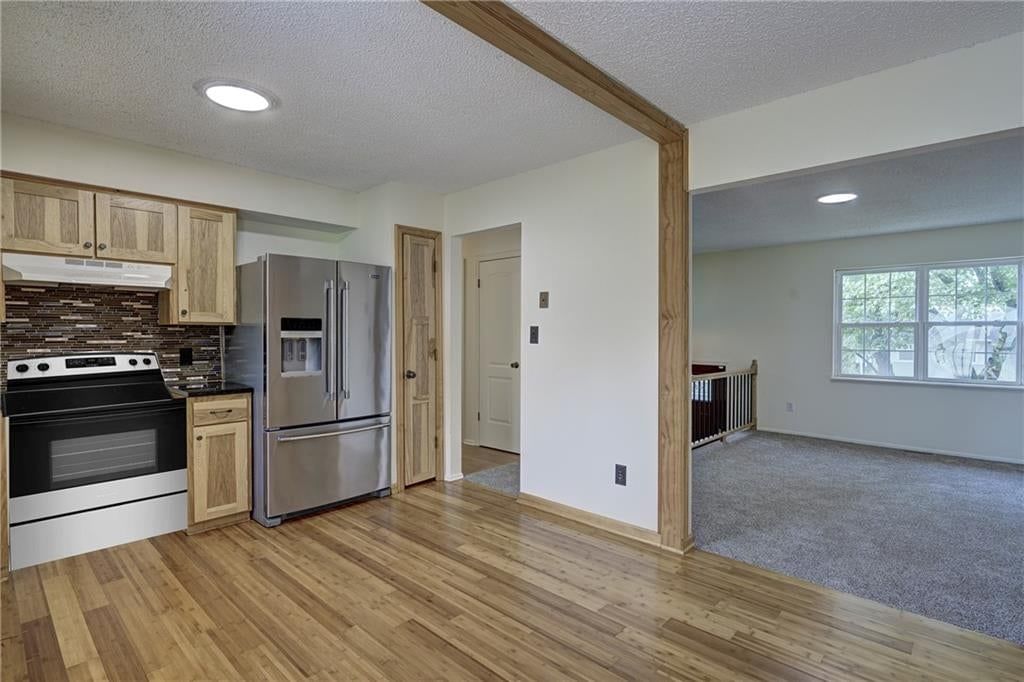 5113 NW Downing Street — photo 9