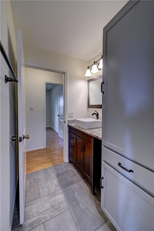 5113 NW Downing Street — photo 13