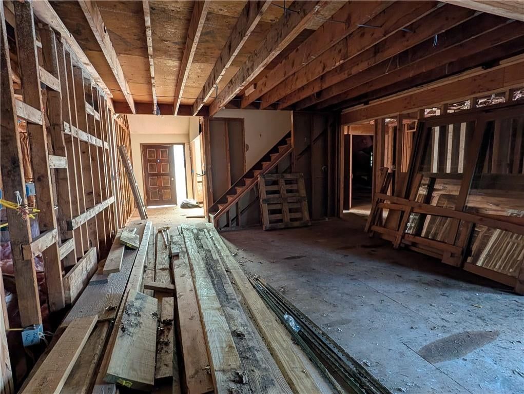 15875 Switzer Road — photo 8