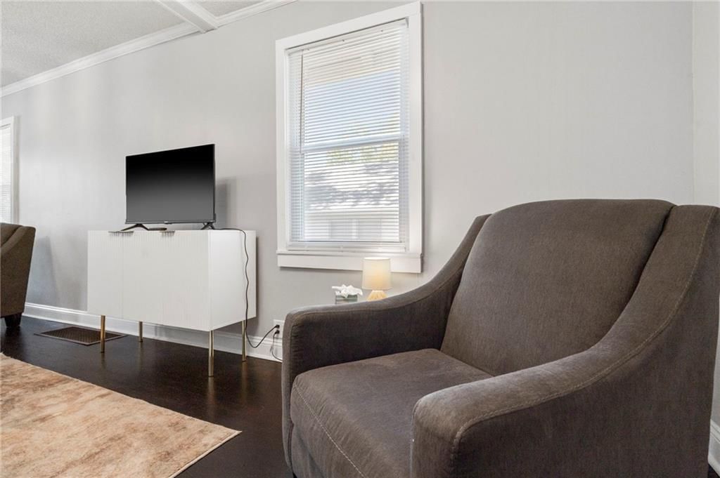 2922 W 43rd Terrace — photo 9