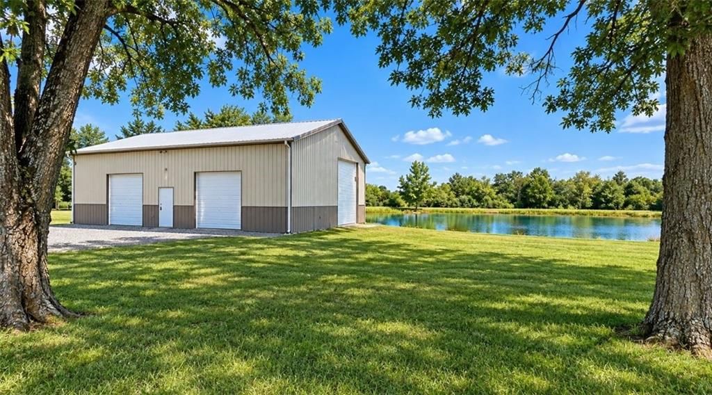 31480 Metcalf Road — photo 1