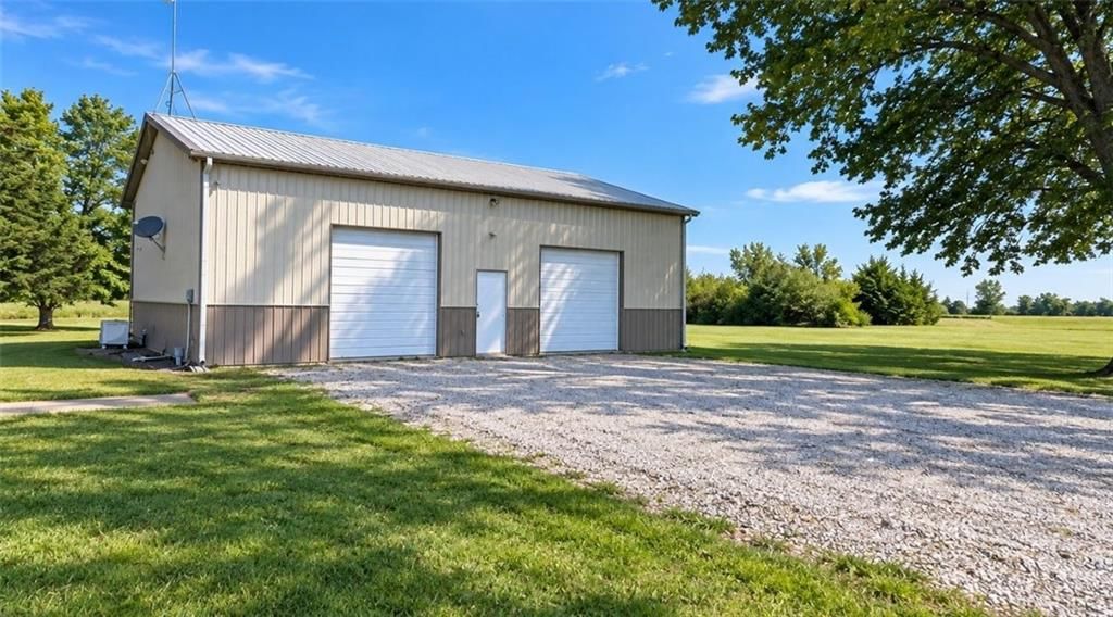 31480 Metcalf Road — photo 3