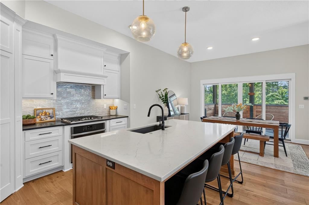 5968 Oak Creek Court — photo 8