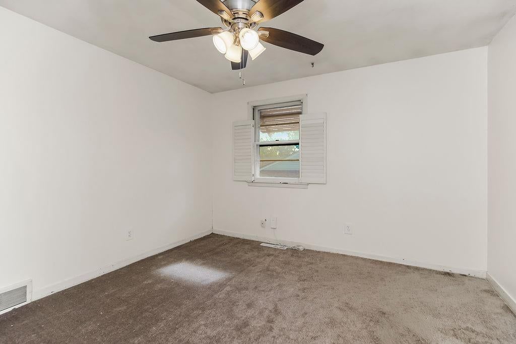 5831 N Ava Avenue — photo 17