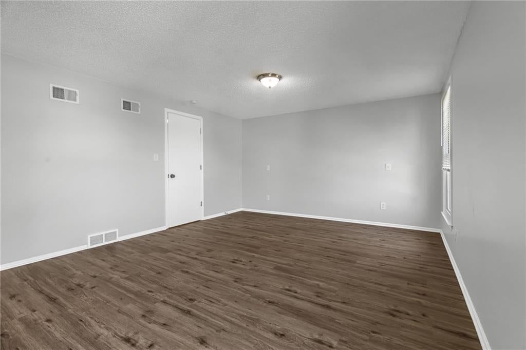 901 NW Oakridge Drive — photo 19