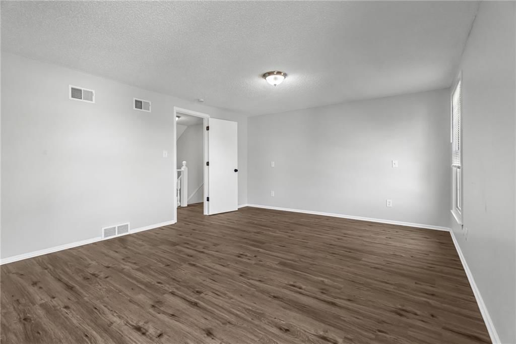 901 NW Oakridge Drive — photo 20