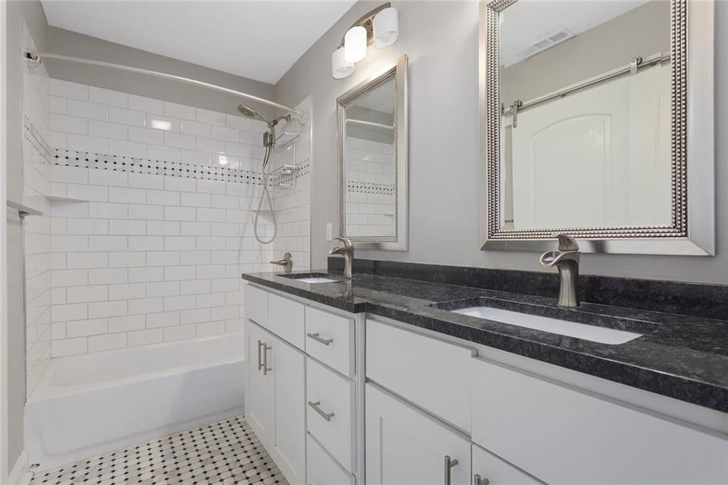 5601 Harrison Street — photo 29