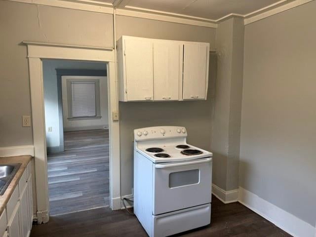 2551 Chelsea Avenue — photo 8