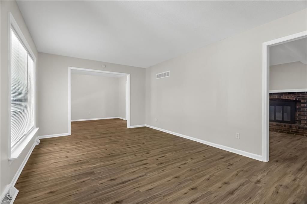 1101 S 19th Street — photo 3
