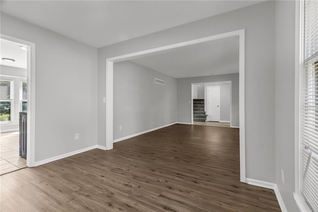 200 NE Locust Drive — photo 6