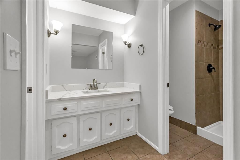 200 NE Locust Drive — photo 17