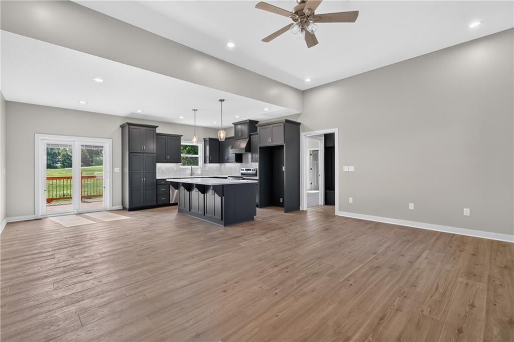 702 W Marlow Street — photo 5