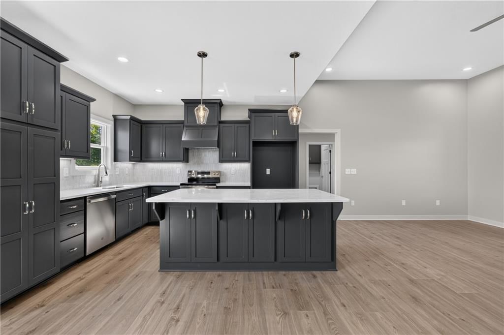 702 W Marlow Street — photo 10