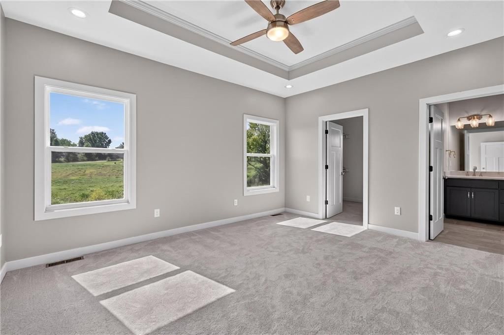 702 W Marlow Street — photo 13