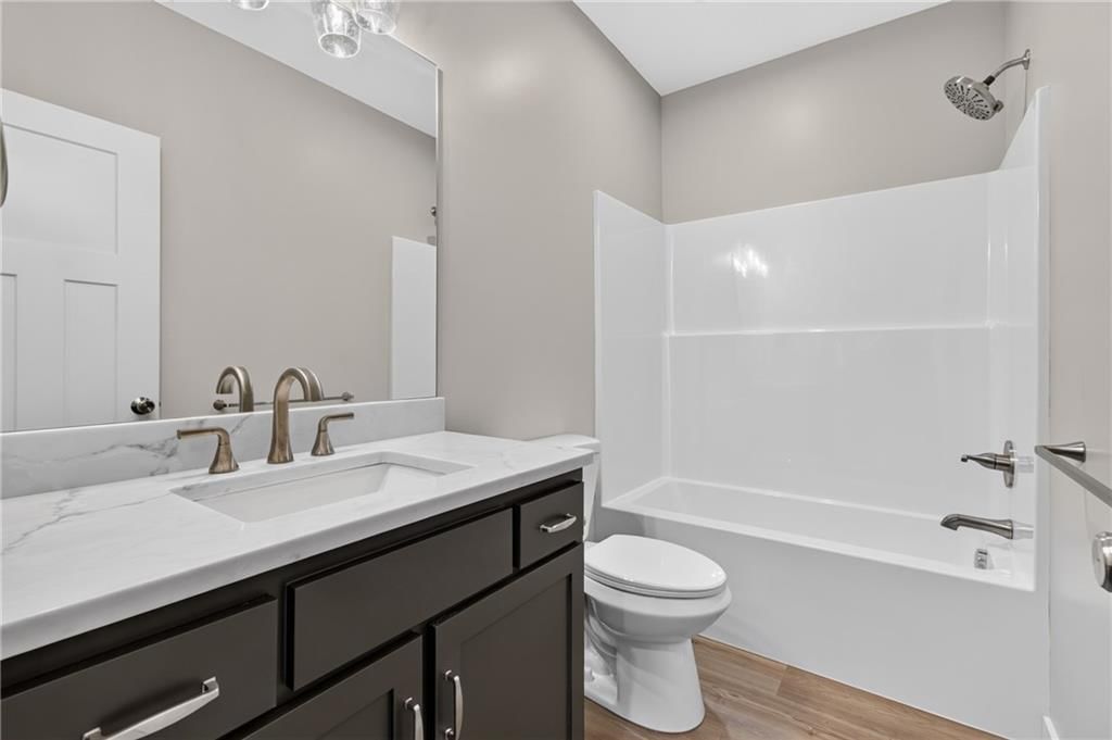 702 W Marlow Street — photo 29