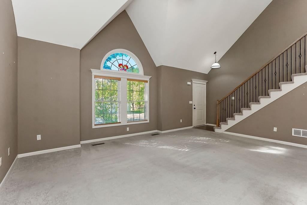 5 N Paola Street, Paola, KS: listing photo 2