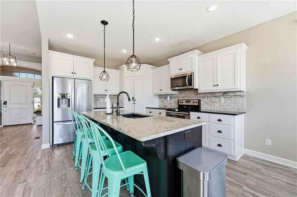 1713 SW Merryman Drive — photo 8