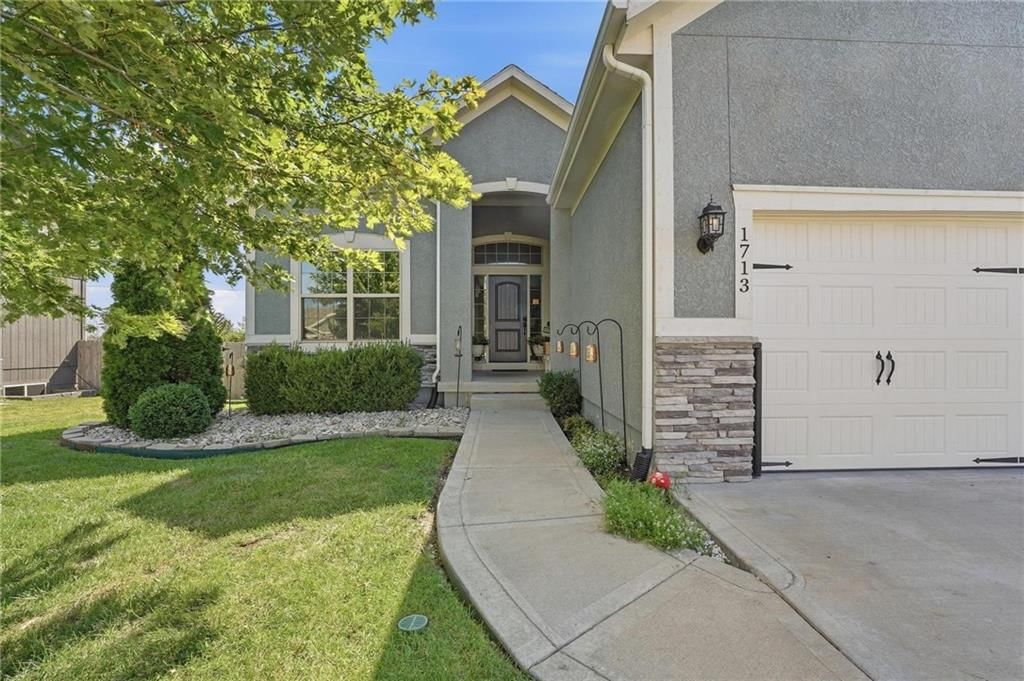 1713 SW Merryman Drive — photo 42