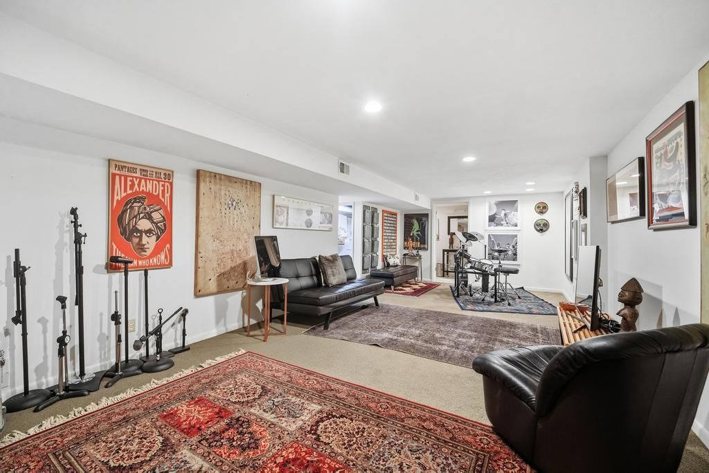 Photo 48 of 85, 5811 Cherokee Drive, Fairway, KS 66205