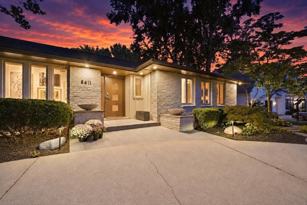 Photo 69 of 85 - 5811 Cherokee Drive, Fairway, KS 66205